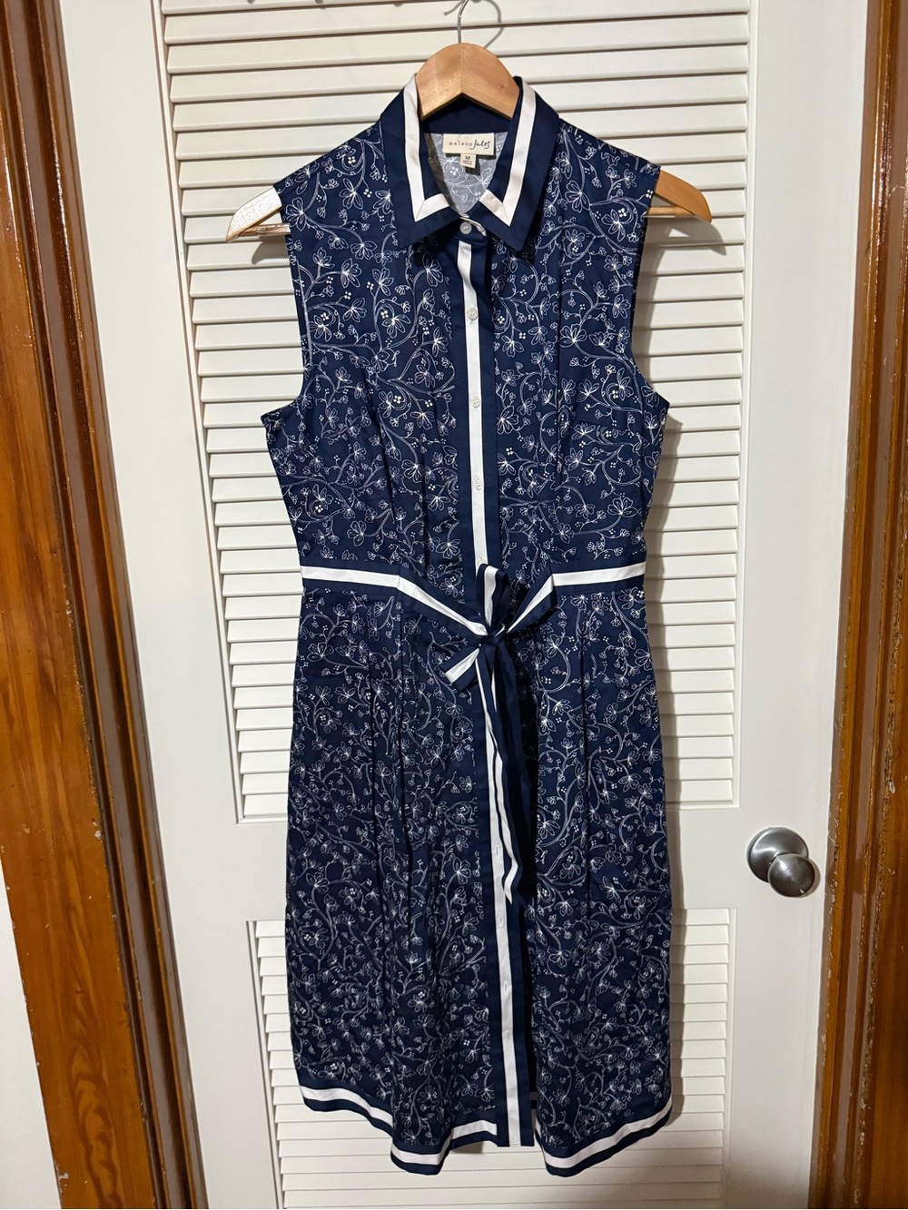 Maison Jules Navy and White Sleeveless Midi Shirt Dress